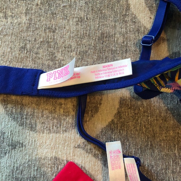 SOLD- Pink Bra Bundle 💕 - Picture 4 of 5